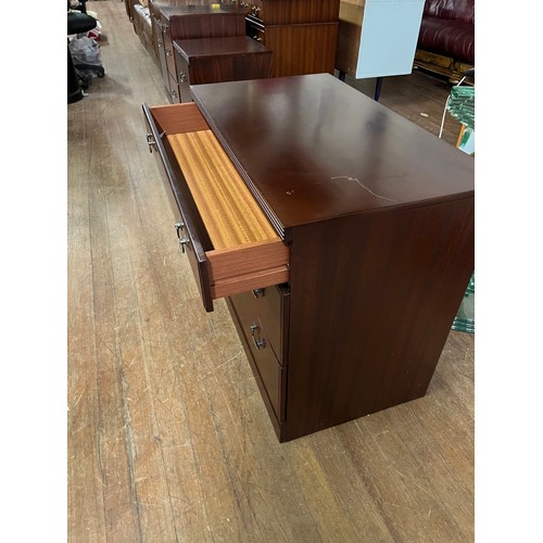 443 - mcintosh 3 drawer chest