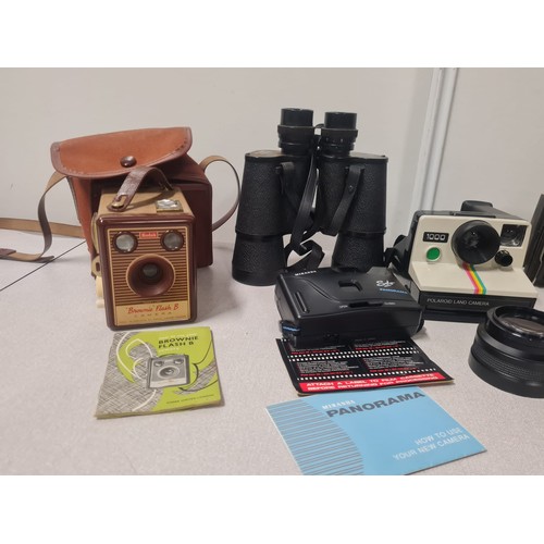 457 - vintage cameras & binoculars