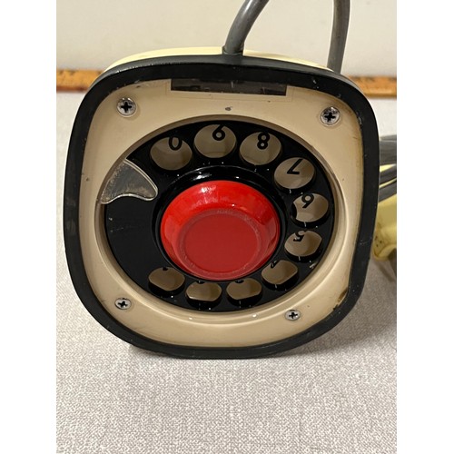 464 - vintage mid century telephone