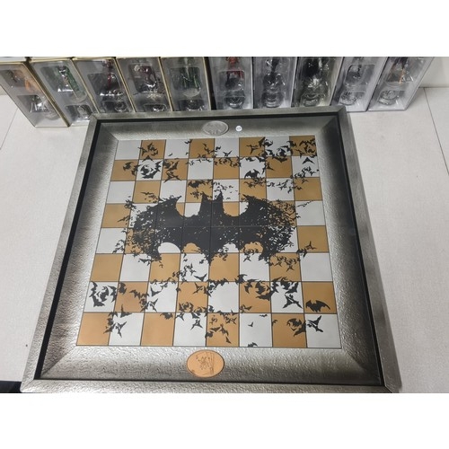 67 - Eaglemoss DC Batman v Joker 32 piece chess collection with 32 collector magazines in folders all in ... 