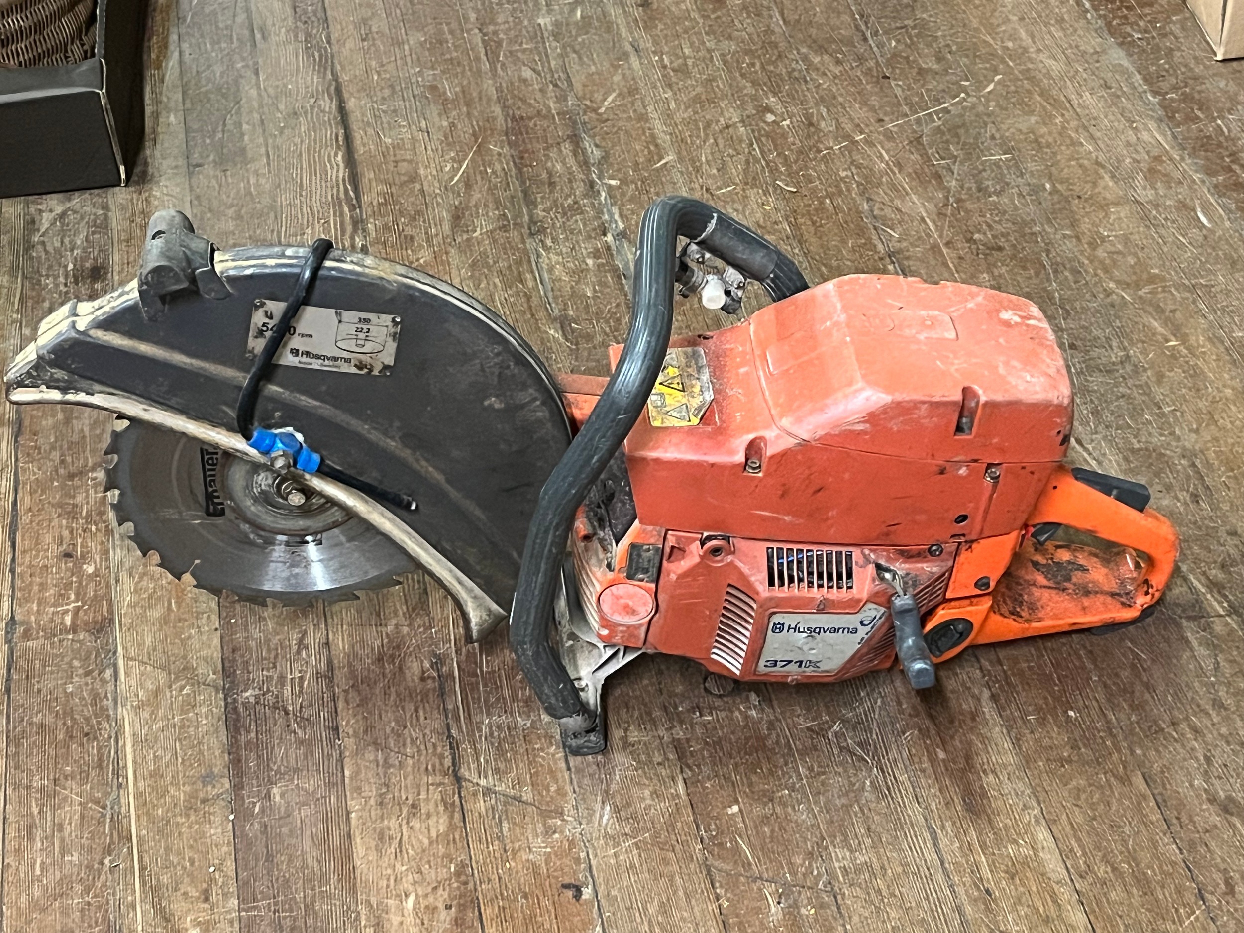 Husqvarna 371k deals concrete saw