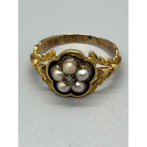 93 - 9ct gold 19th century pearl & diamond memorial ring
3.9 grams