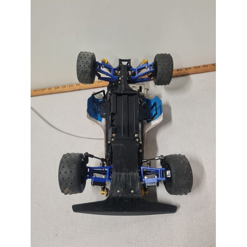 121 - Vintage 1/10 Tamiya thundershot (no controller)
38cm l