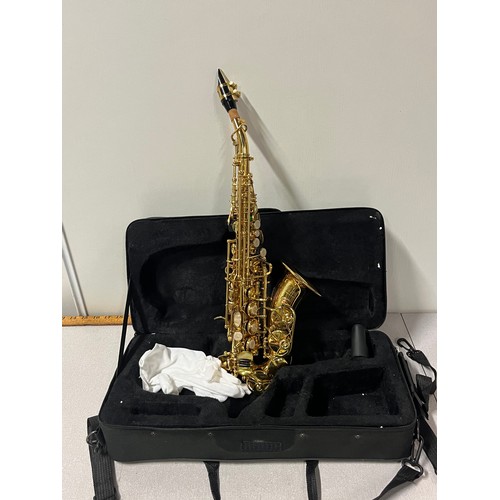 68 - Alto Slade saxophone in case mint condition.
