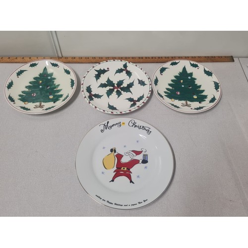 131 - 4 Christmas plates to include Merry Brite & Lefton