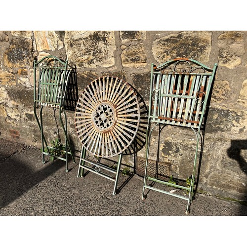 14 - vintage french style folding bistro table & 2 chairs