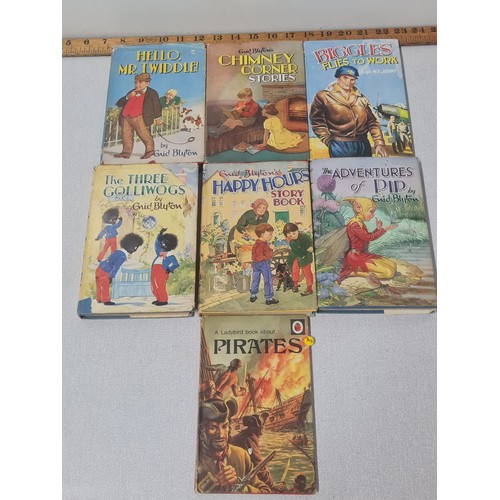 17 - selection of vintage books to include the three gollis by enid blyton