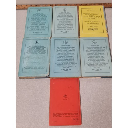 17 - selection of vintage books to include the three gollis by enid blyton