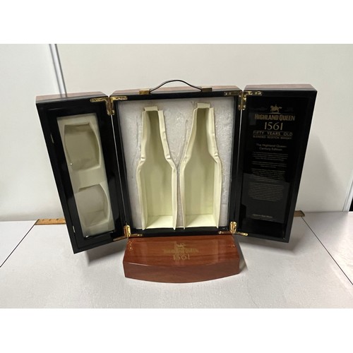 119 - highland queen whisky century edition 2 bottle presentation case