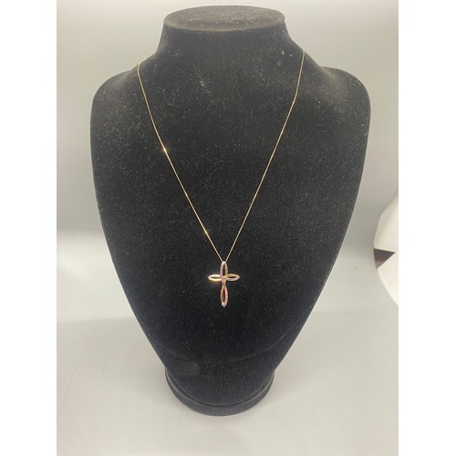 38 - 9ct gold chain & cross