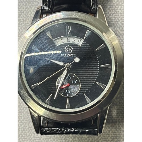 173 - fuyate automatic gents watch