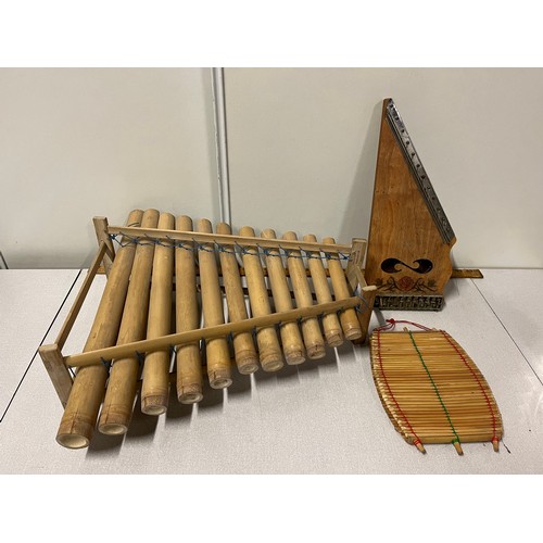 30 - Vintage bamboo xylophone, African kayamba shaker & 12 string zither.