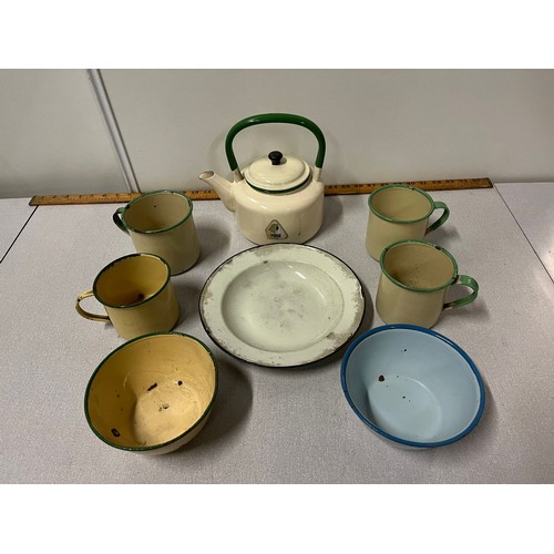 35 - Selection of enamel kitchenalia to include Rockums sweden.