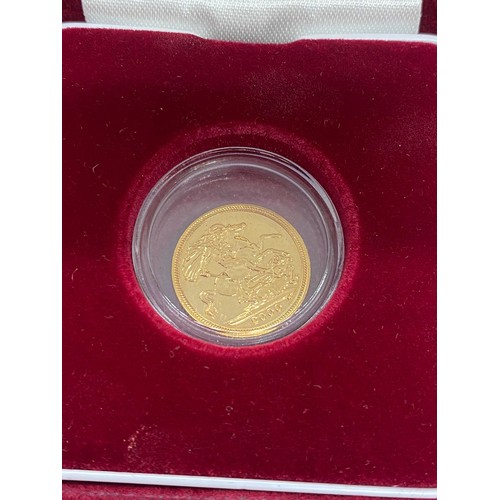 175 - 2000 boxed millennium 22ct gold half sovereign