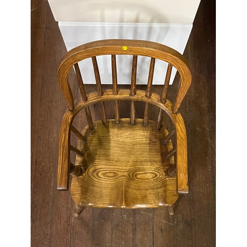 21 - Kids oak Windsor back chair.