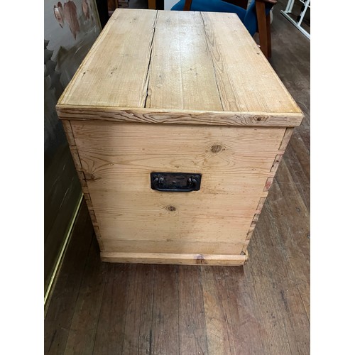 72 - Victorian pitch pine storage box.
87cm x 47cm x 60cm