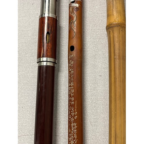 519 - 4 x vintage flutes to include Irish rosewood F flute