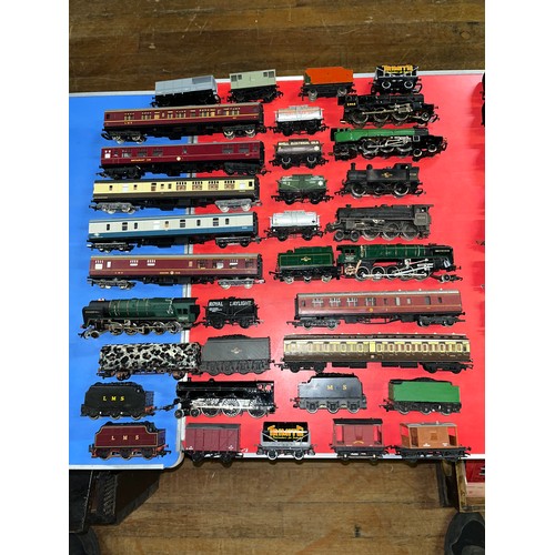 2 - Railwayana collection comprising of 35 items of shunters, engines, carriages of rolling stock to inc... 