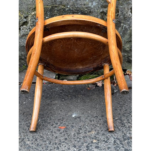 222 - Vintage Thonet style bentwood chair.