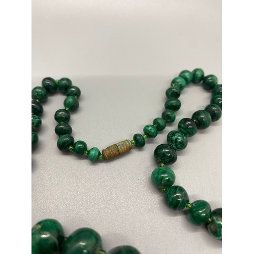 83 - vintage malachite beaded necklace