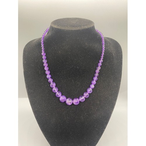 84 - vintage amethyst beaded necklace