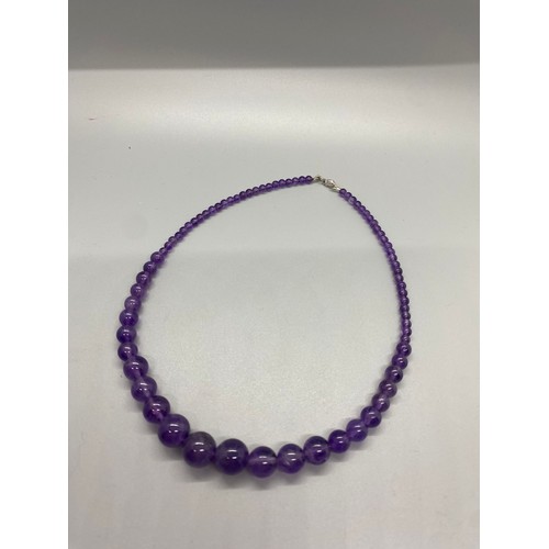 84 - vintage amethyst beaded necklace