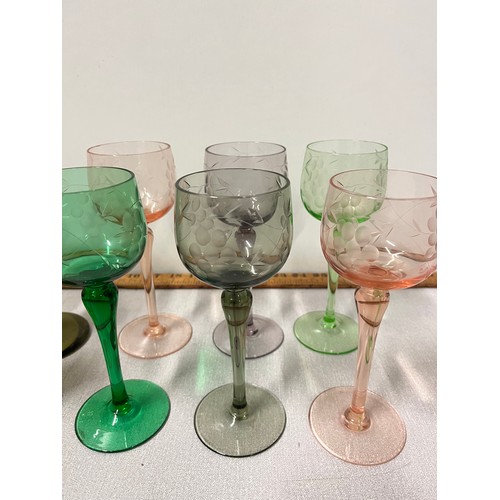 187 - Vintage Four green ribbed & 6 etched vine design wine glasses.