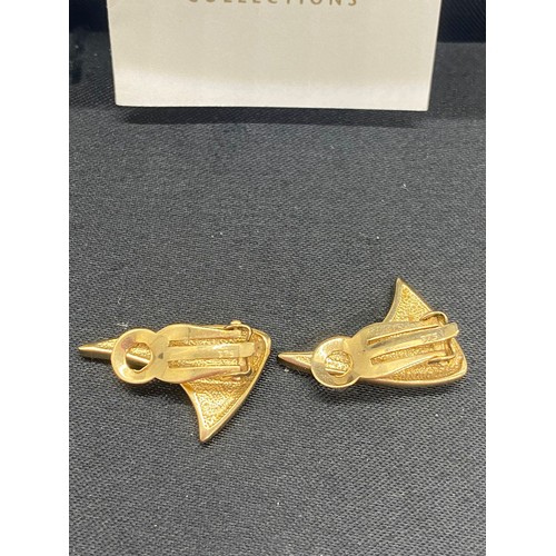 240 - pair of 9ct gold sheila fleet orkney designer collection earings in original box 5.98g