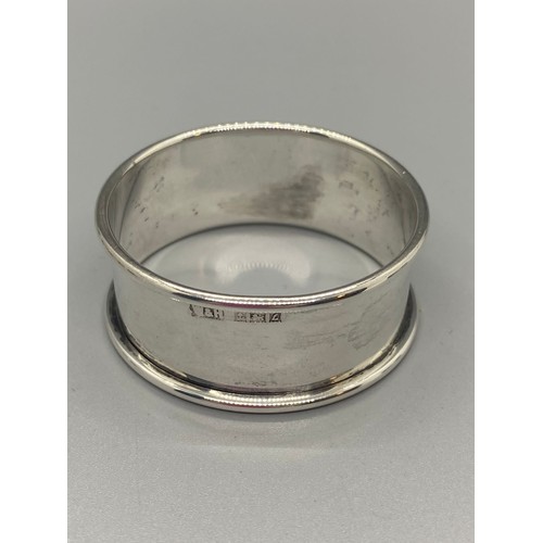 4 - 2 hall marked silver napkin rings
41g