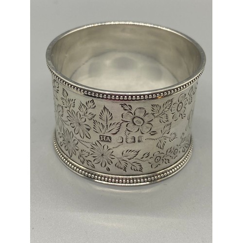 4 - 2 hall marked silver napkin rings
41g