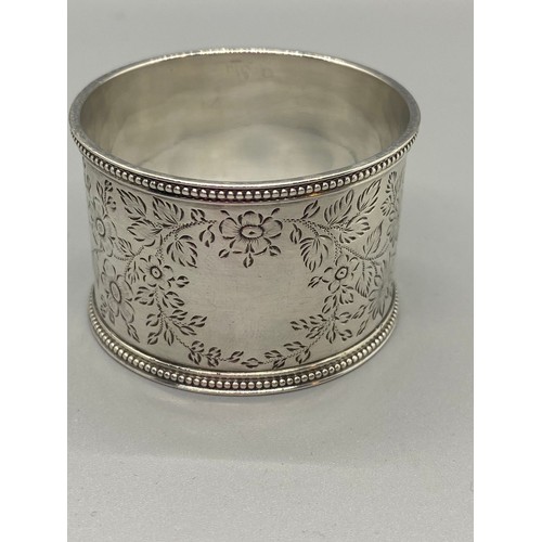 4 - 2 hall marked silver napkin rings
41g