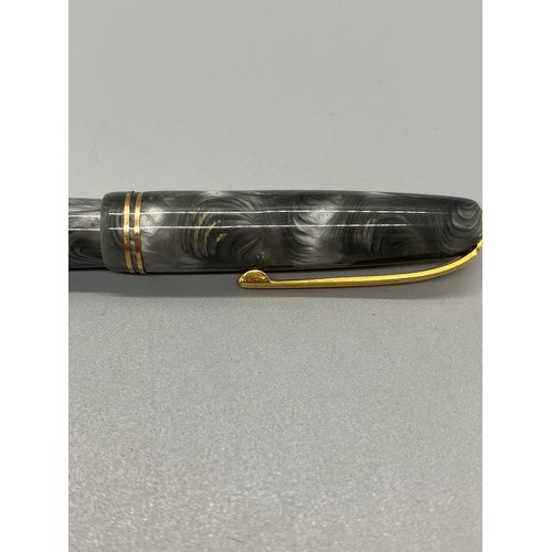 47 - vintage burnham fountain pen with 14ct gold nib