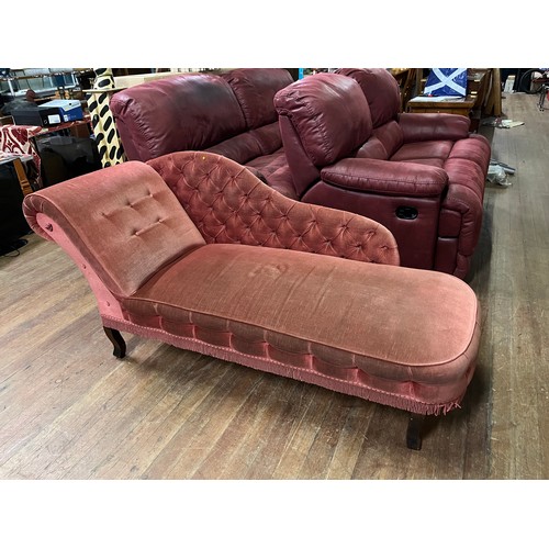 230 - Vintage upholstered Chaise lounge.