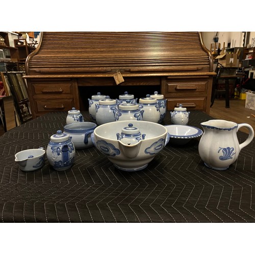 404 - Collection of blue and white ware (some A/F)