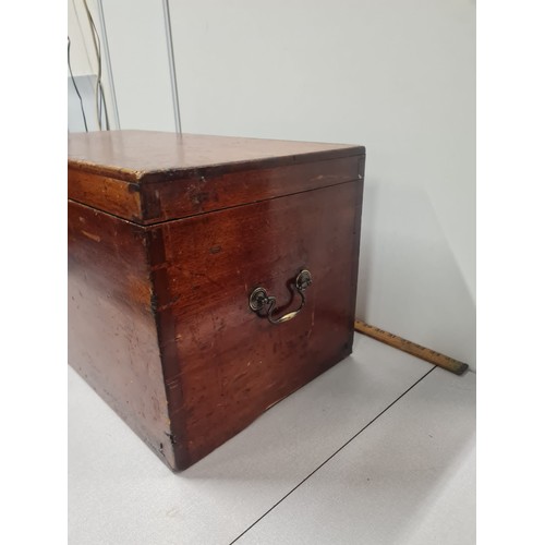 92 - Vintage wooden storage box/trunk.