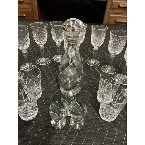 402 - Selection of crystal glass wear along with vintage dectanter and glasses.