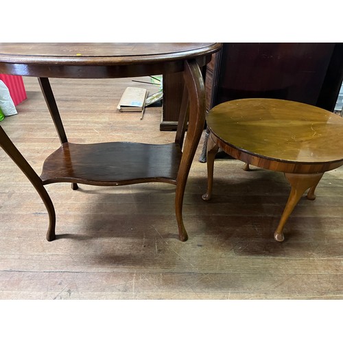 409 - 2 vintage side tables