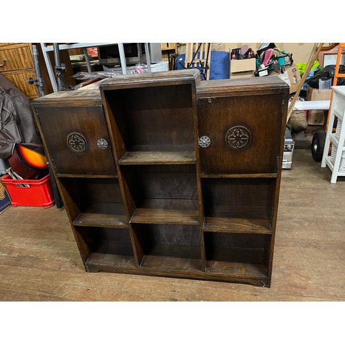 106 - Oak pigeon hole bookcase.
90cm x 94cm h