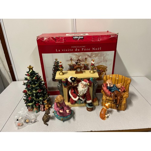 165 - New Porcelain Santa's visit figures 'La visite du pere noel' complete 'Kirkland Signature'
Tree is 3... 