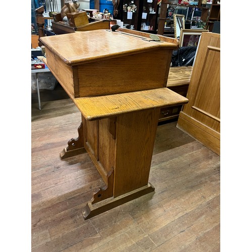 81 - Antique oak teachers desk by Wake & Dean Ltd London & Yatton (still to include original inkwells & b... 