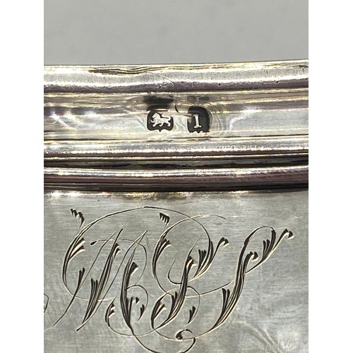 31 - Solid silver MB Hallmarked trinket box on four legs with mother of pearl flower design. 168g.