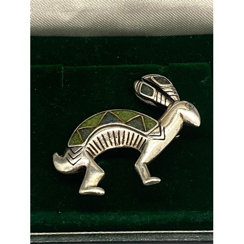 168 - Carolyn Pollack Relios hallmarked 925 silver & enamel rabbit brooch. Made in New Mexico.