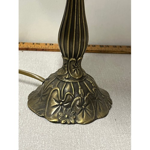 36 - Tiffany style table lamp.
40cm h