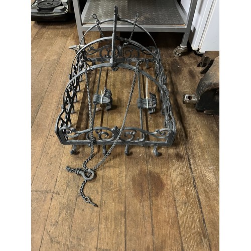 474 - metal game kitchen rack