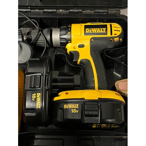 469 - dewalt 18v drill with 2 batteries & charger