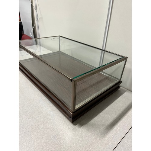 67 - glass display case
52cm x 32cm x 17cm