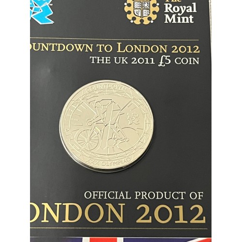 33 - Collection of 10 x £5 coins to include London Olympics, Winston Churchill, Royal Navy etc.