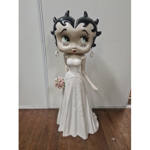 70 - 3ft Betty Boop Bride  with removable earrings.