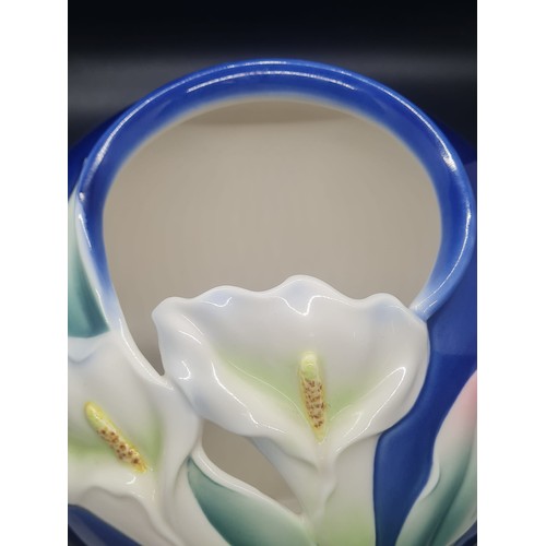 131 - Franz Collection Double Calla Lily vase porcelain
15cm h x 18cm at widest point