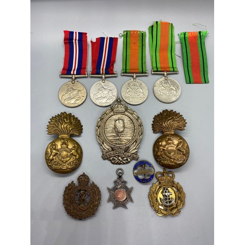 58D - Group WW1 cap badges, mine clearance service, RA X2 Royal engineers, RN silver fob medal WWII BWM X2... 